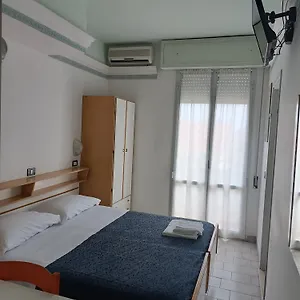 Augustus Hotel